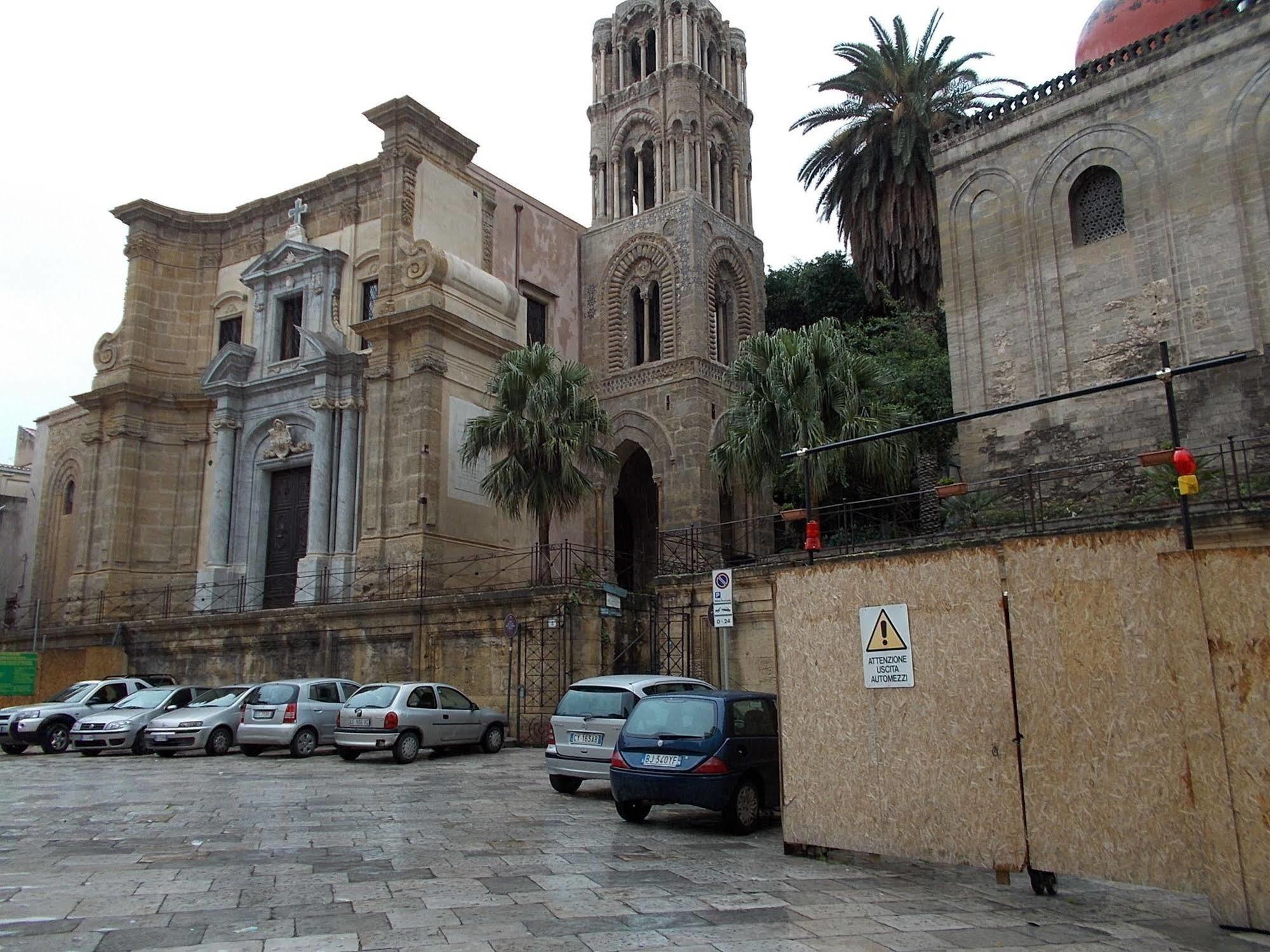 Casa Luigi Apartment Palermo Exterior photo